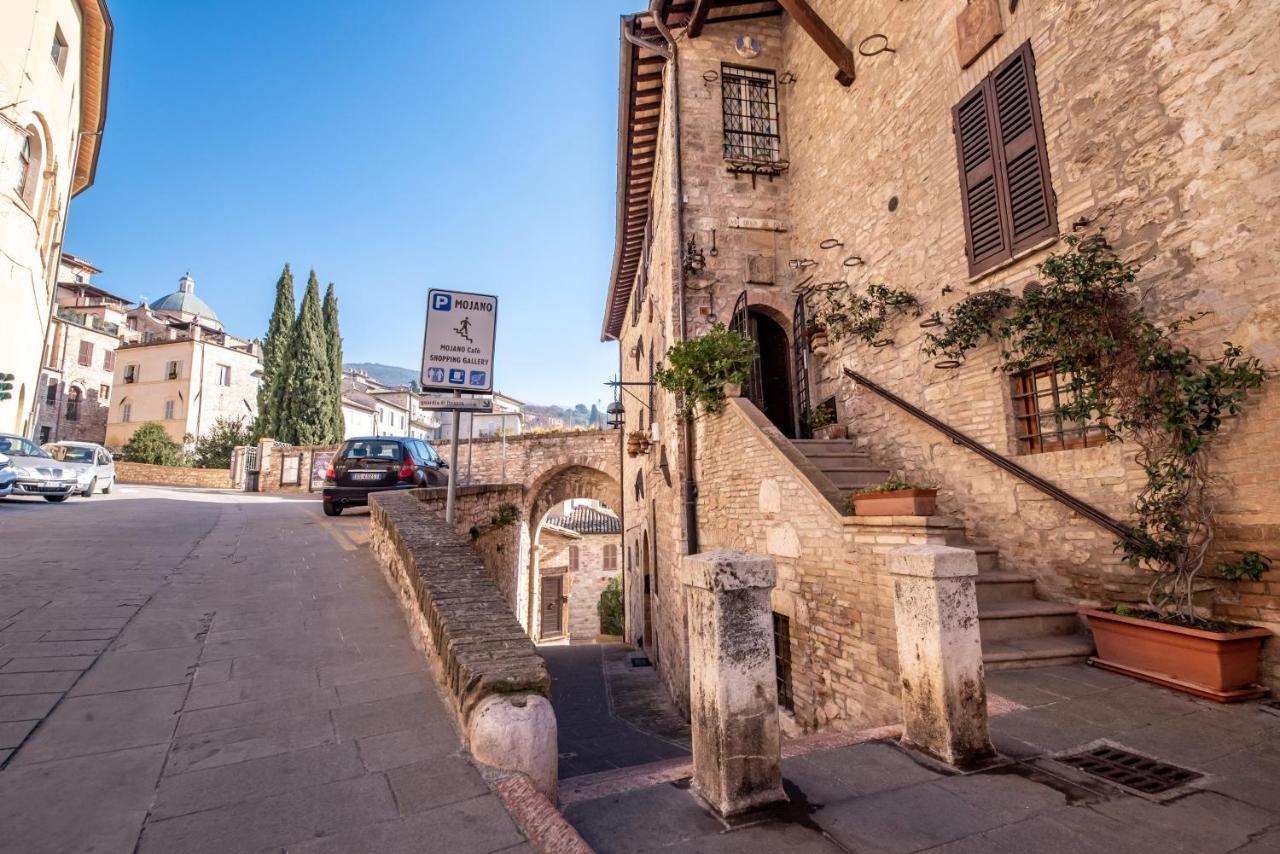 Casa Spagnoli อัสซิซี ภายนอก รูปภาพ